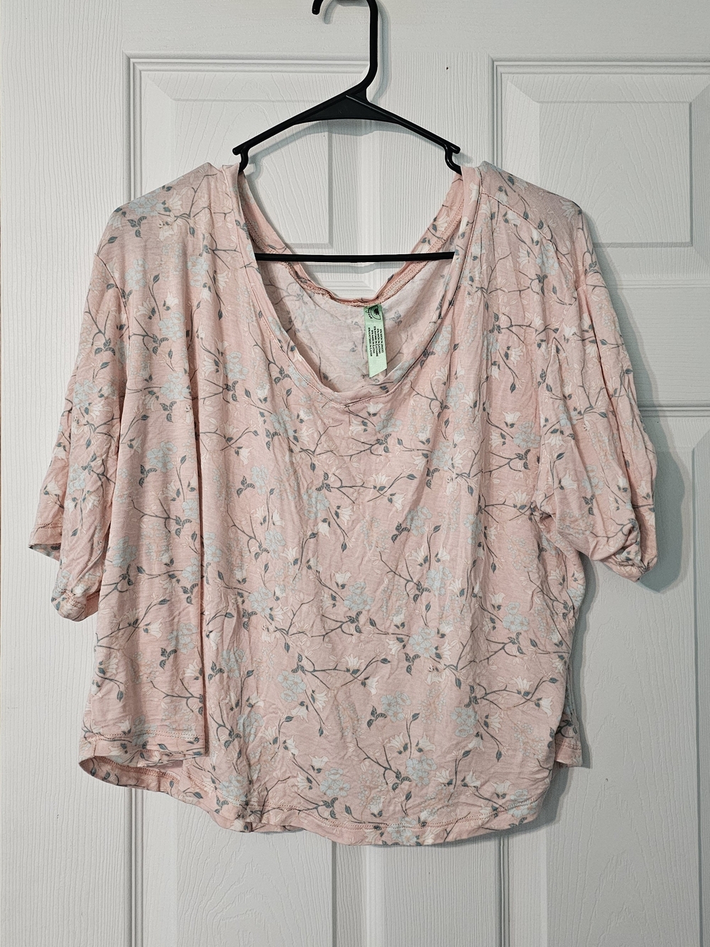 Women's Honeydew Intimates Light Pink Floral  Short Sleeve Tee